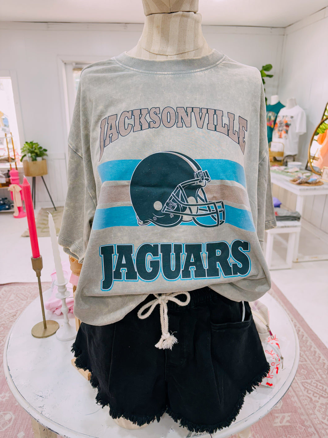 Jax jags -grey vintage washed tee